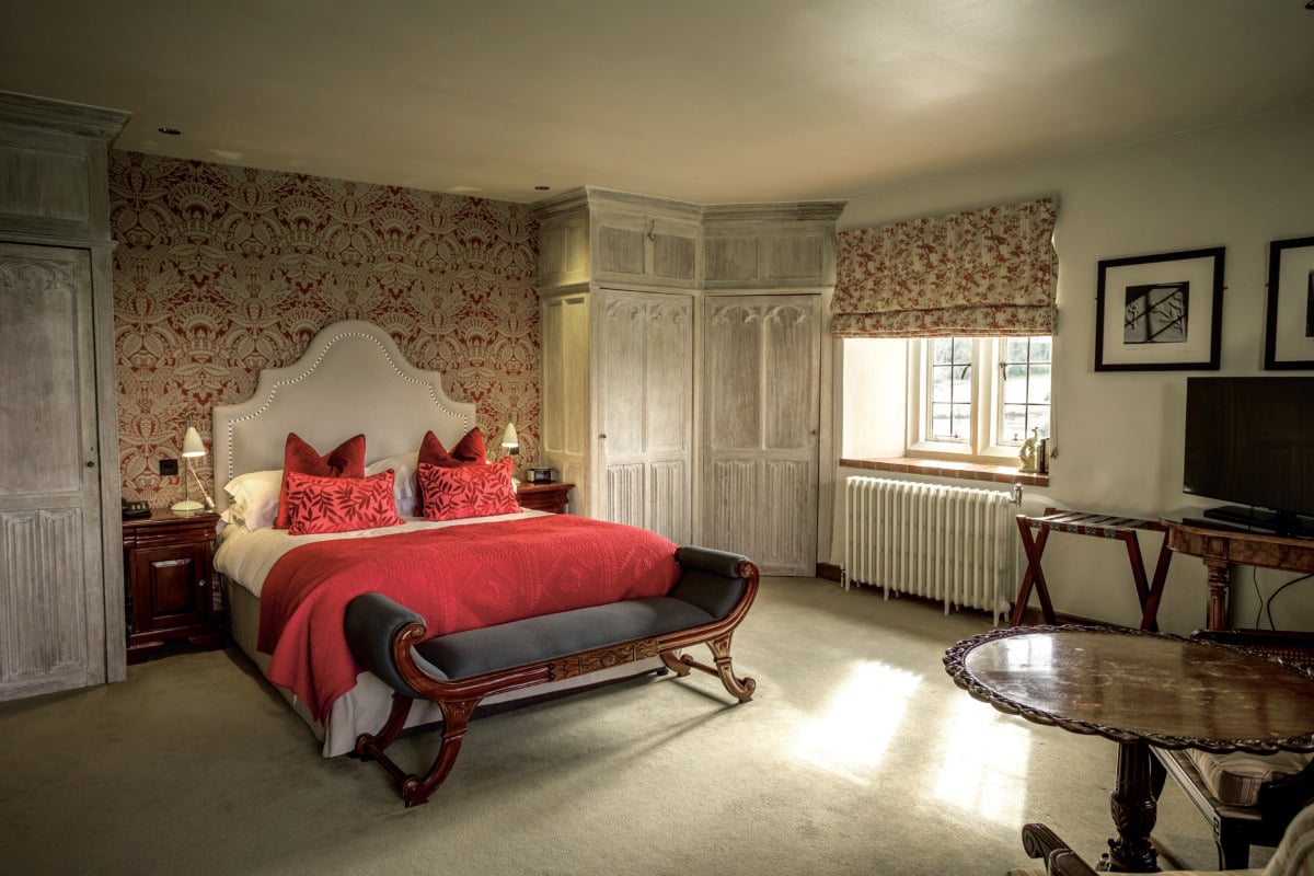 Maiden's Tower Wedding Bedrooms at Leeds Castle